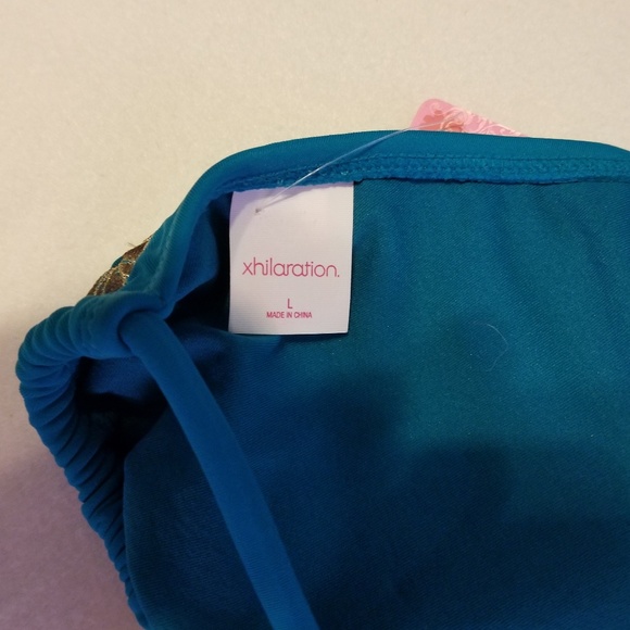 Bikini - Picture 4 of 5